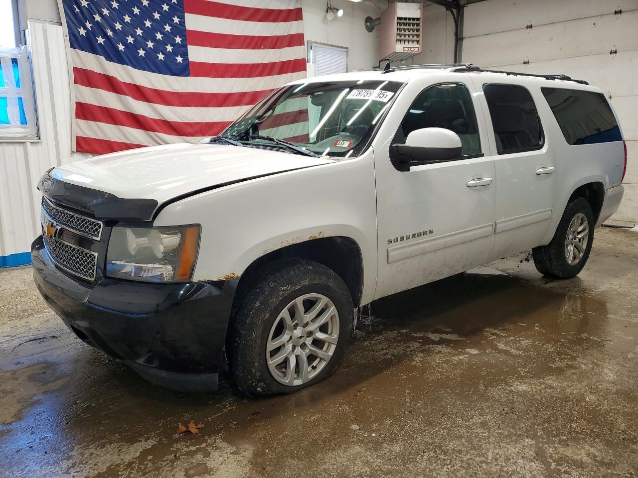 2011 CHEVROLET Suburban