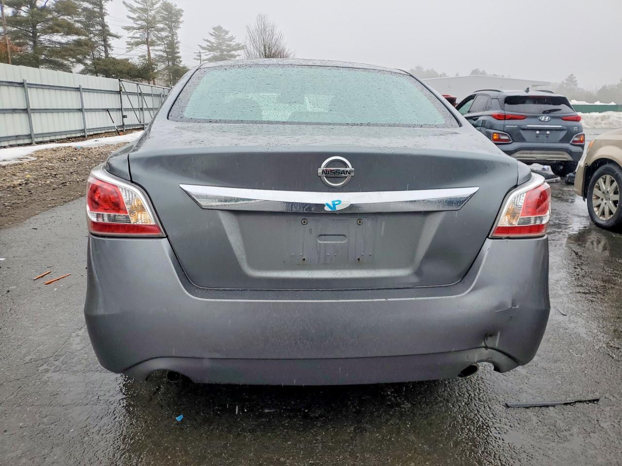2015 NISSAN