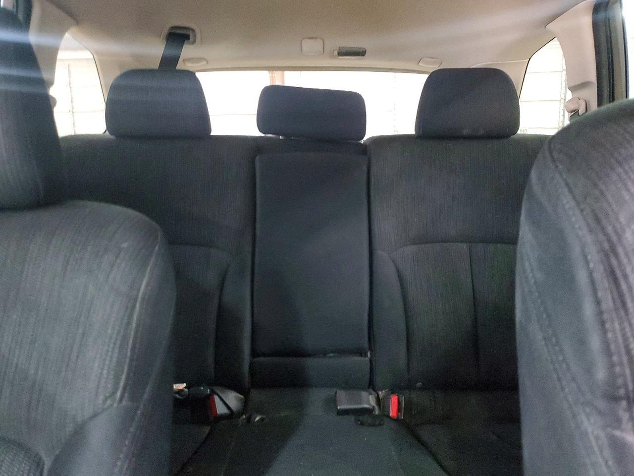 2013 SUBARU Outback