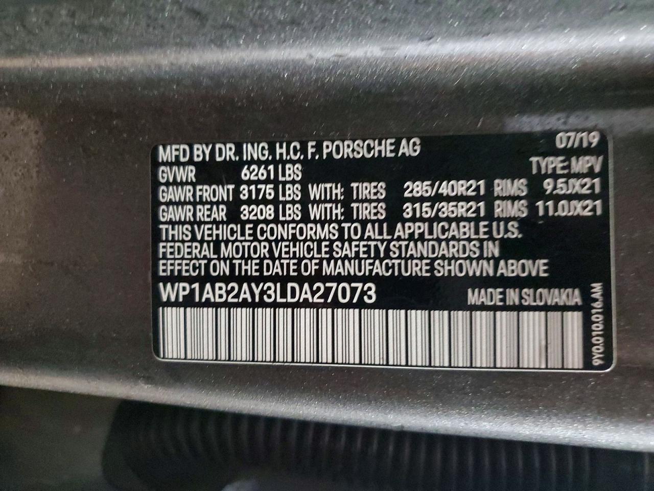 2020 PORSCHE CAYENNE