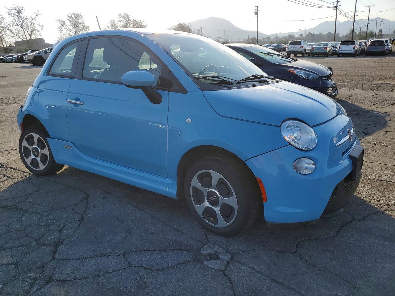 2017 FIAT 500