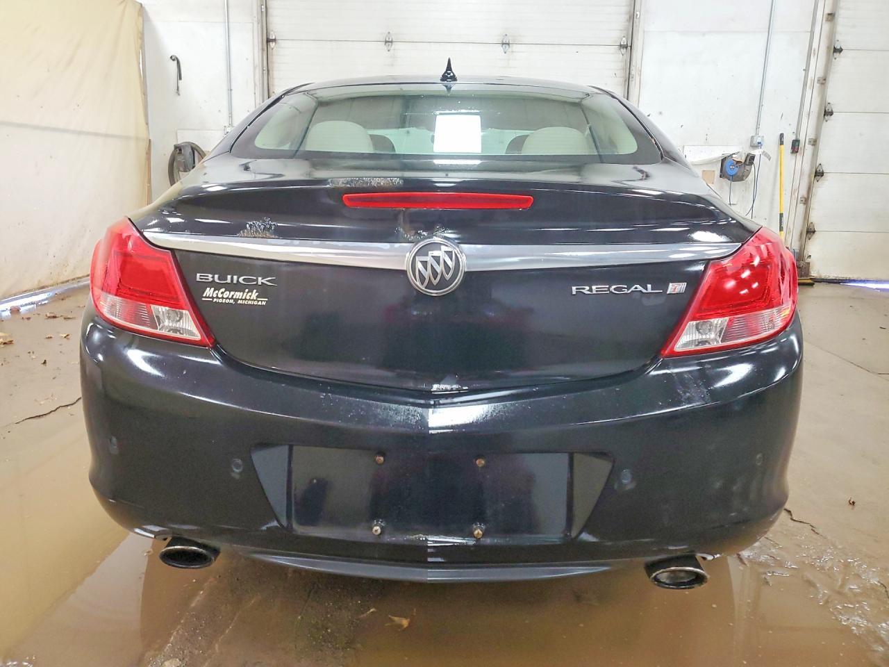 2013 BUICK Regal