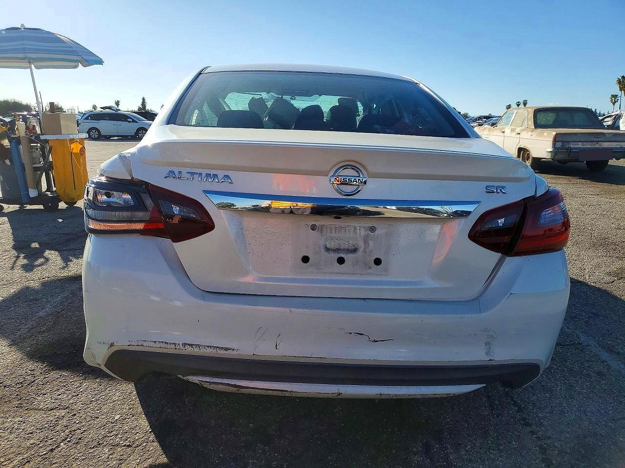 2017 NISSAN ALTIMA