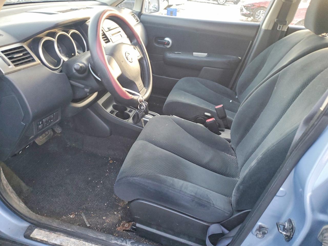 2010 NISSAN VERSA