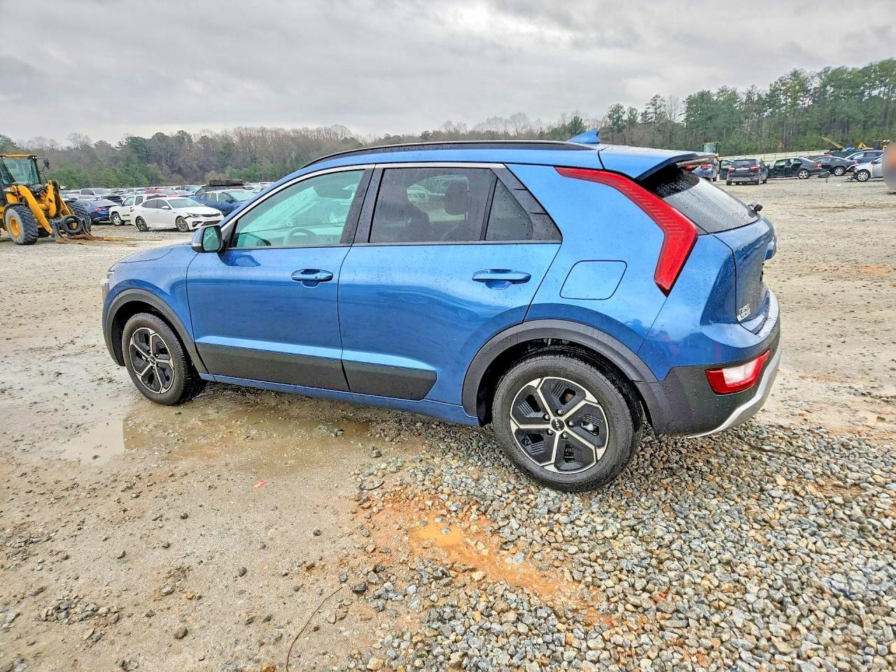 2025 KIA Niro