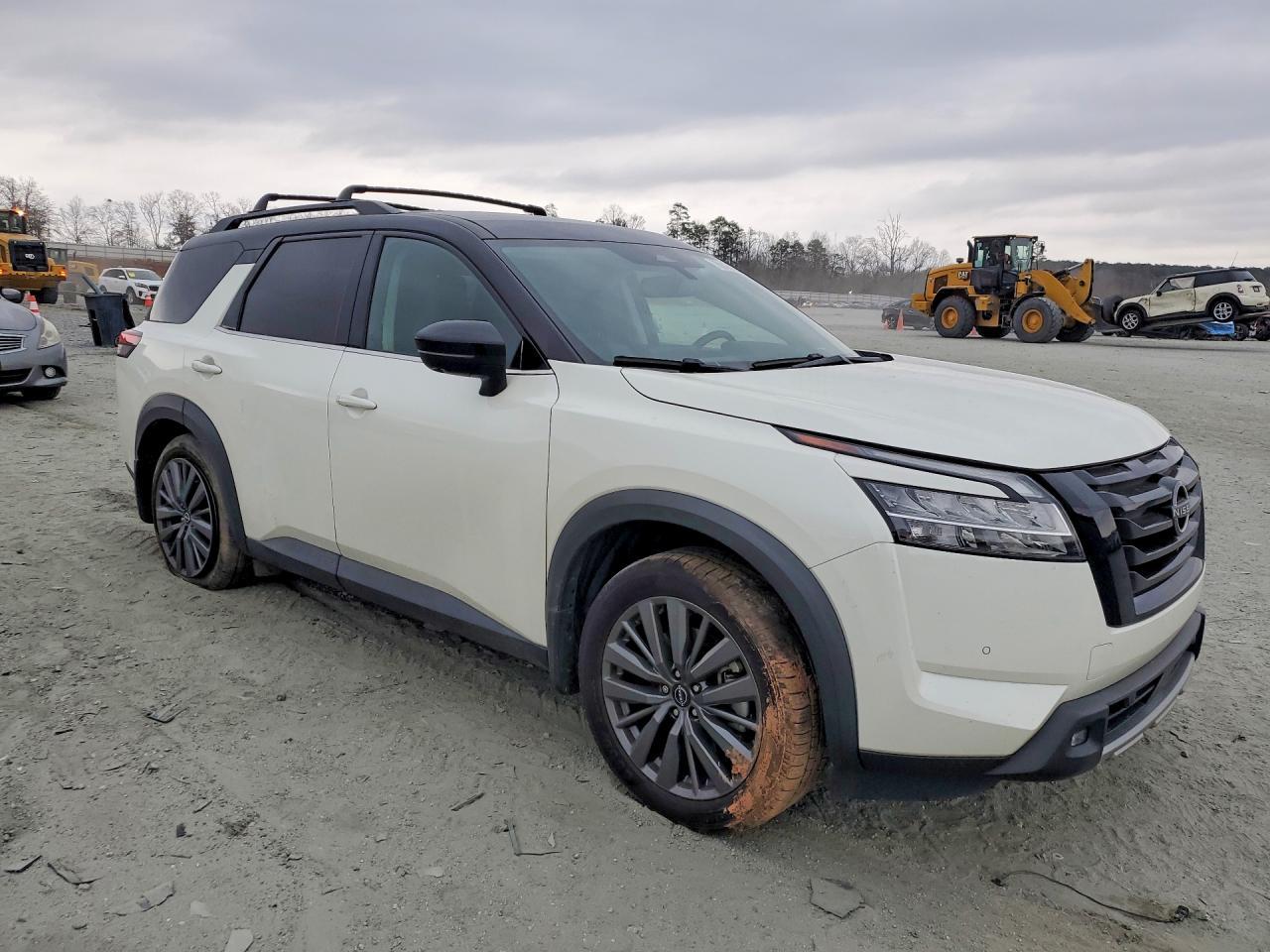 2022 NISSAN PATHFINDER