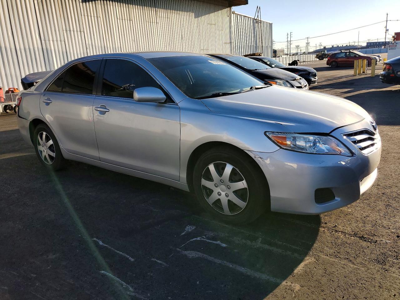 2010 TOYOTA CAMRY