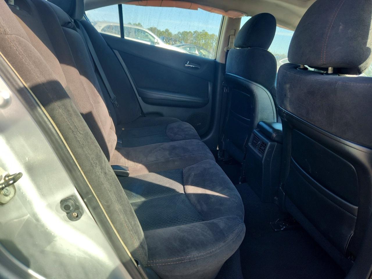 2012 NISSAN Maxima