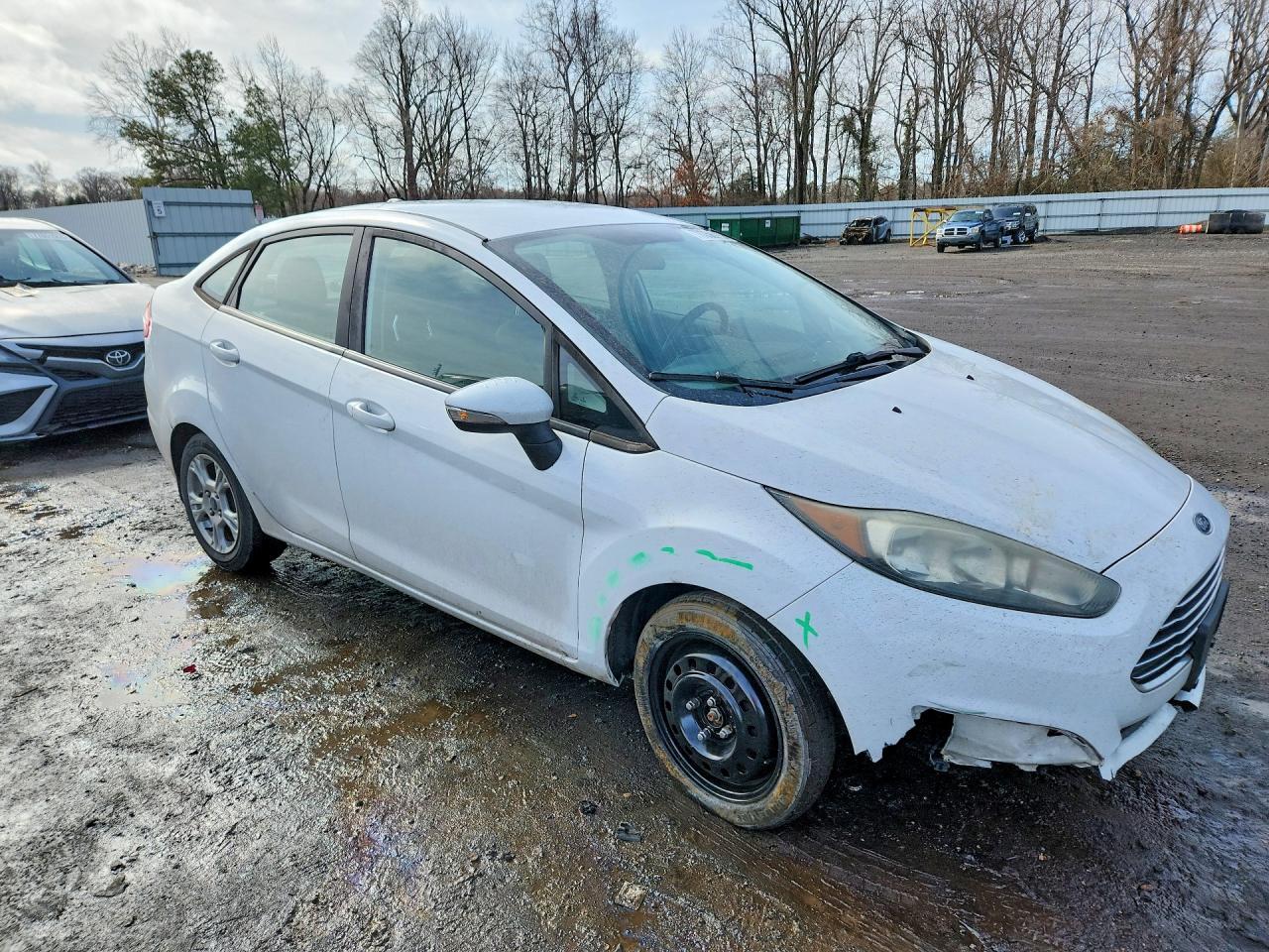 2016 FORD Fiesta