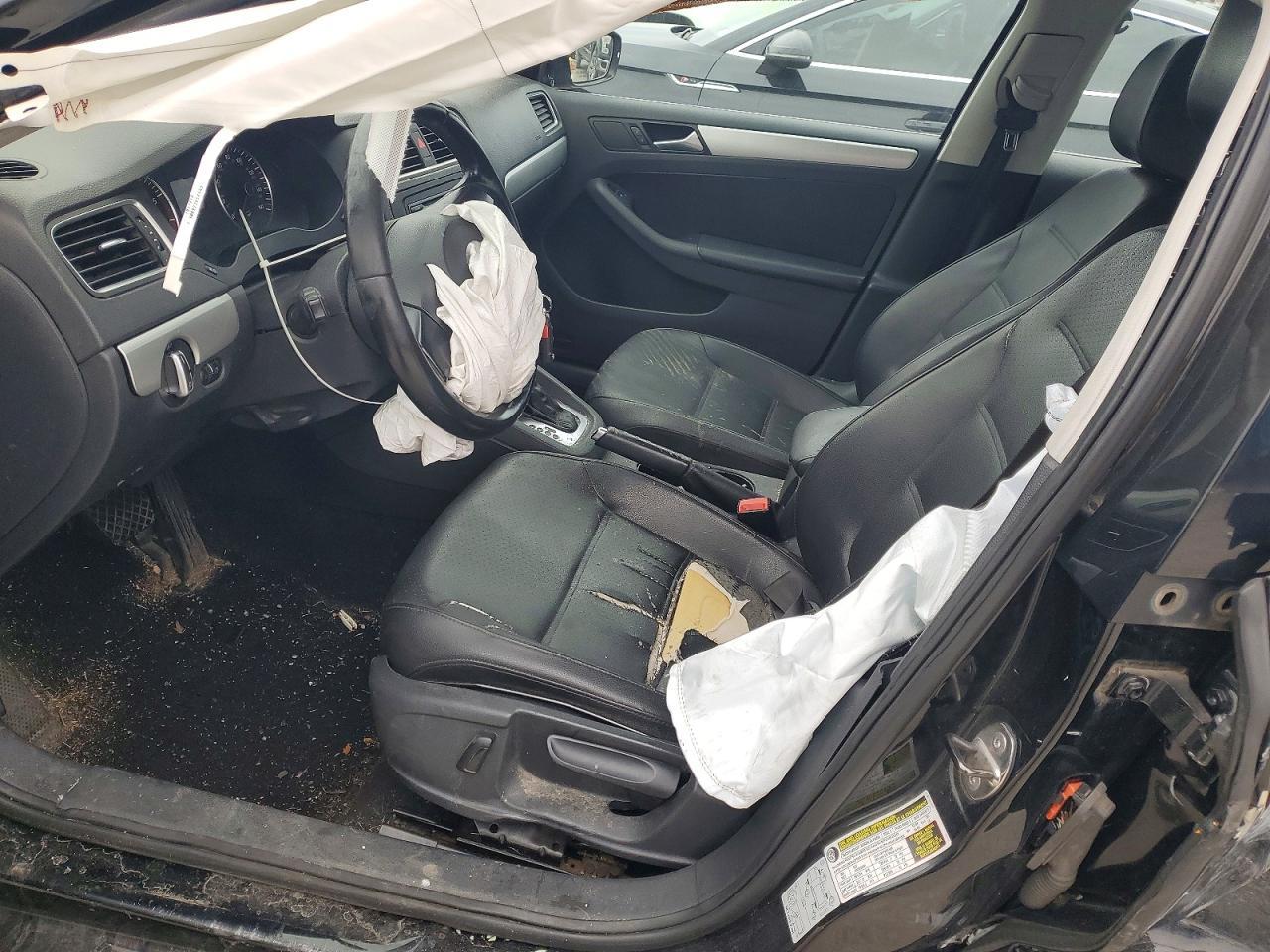 2013 VOLKSWAGEN JETTA