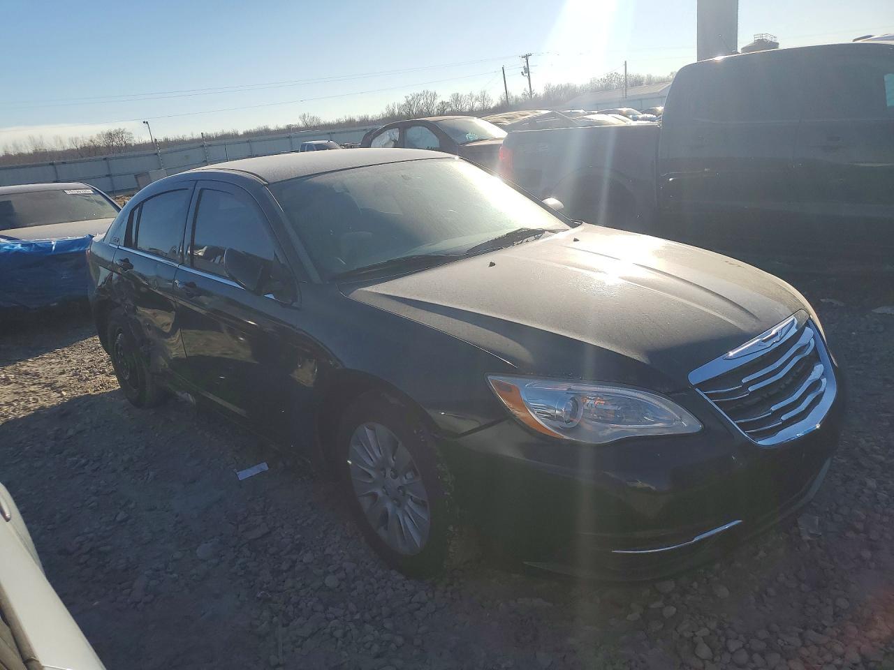 2013 CHRYSLER 200