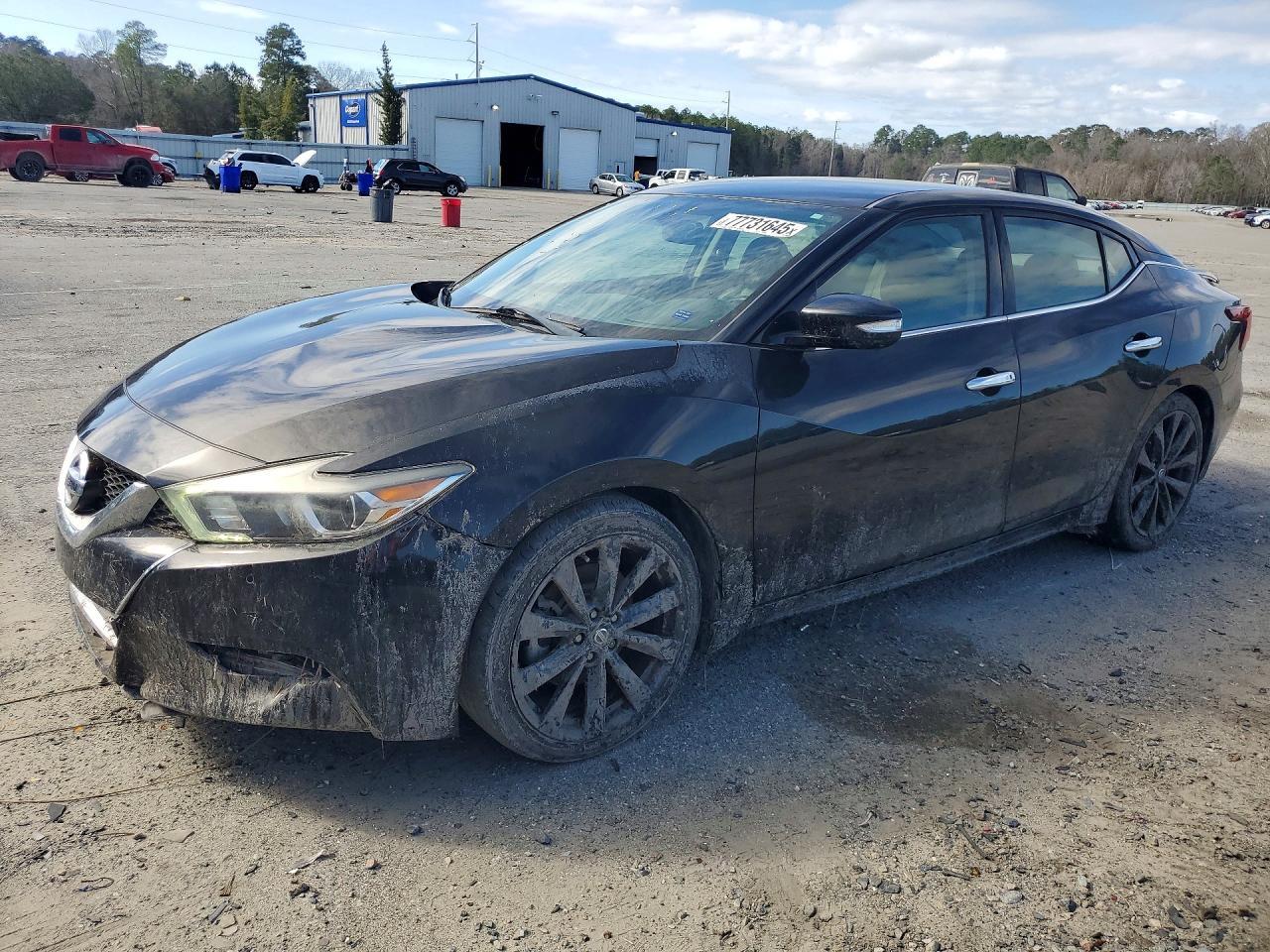 2017 NISSAN Maxima