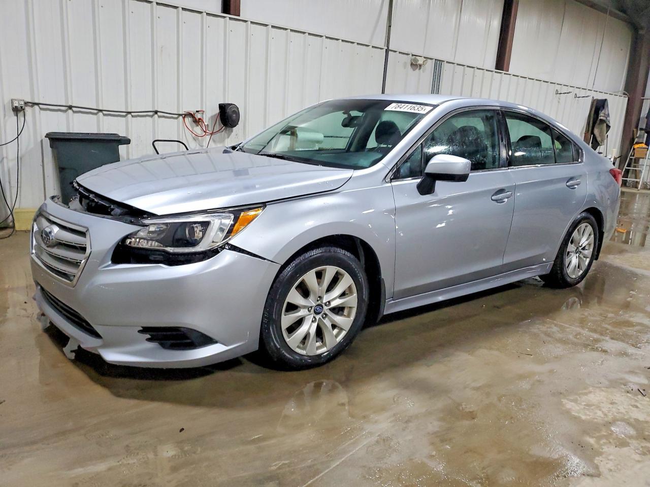 2016 SUBARU Legacy