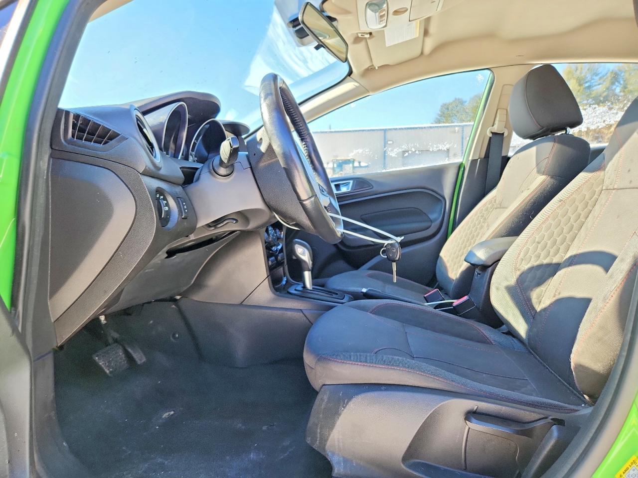 2014 FORD Fiesta
