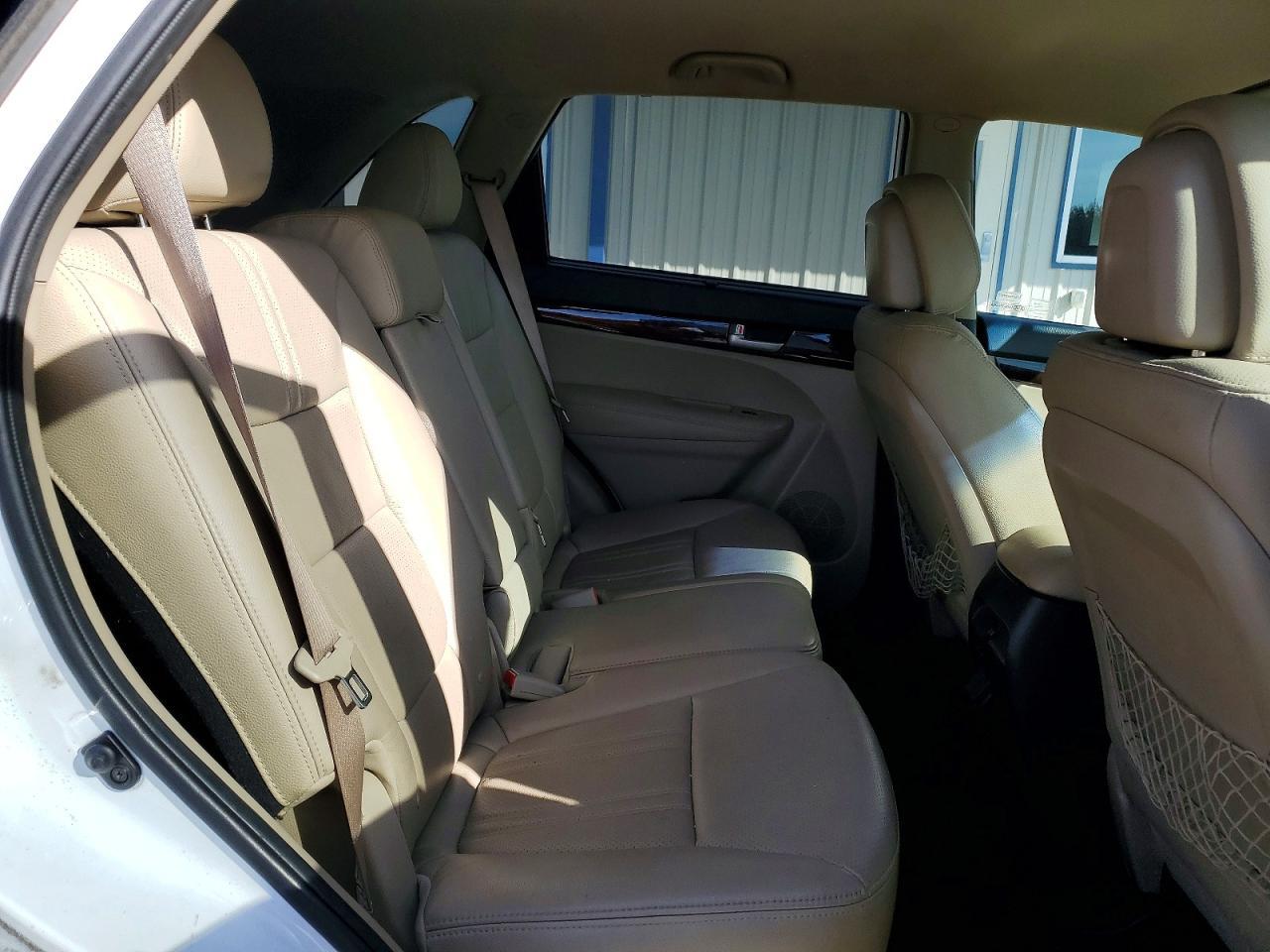 2014 KIA SORENTO
