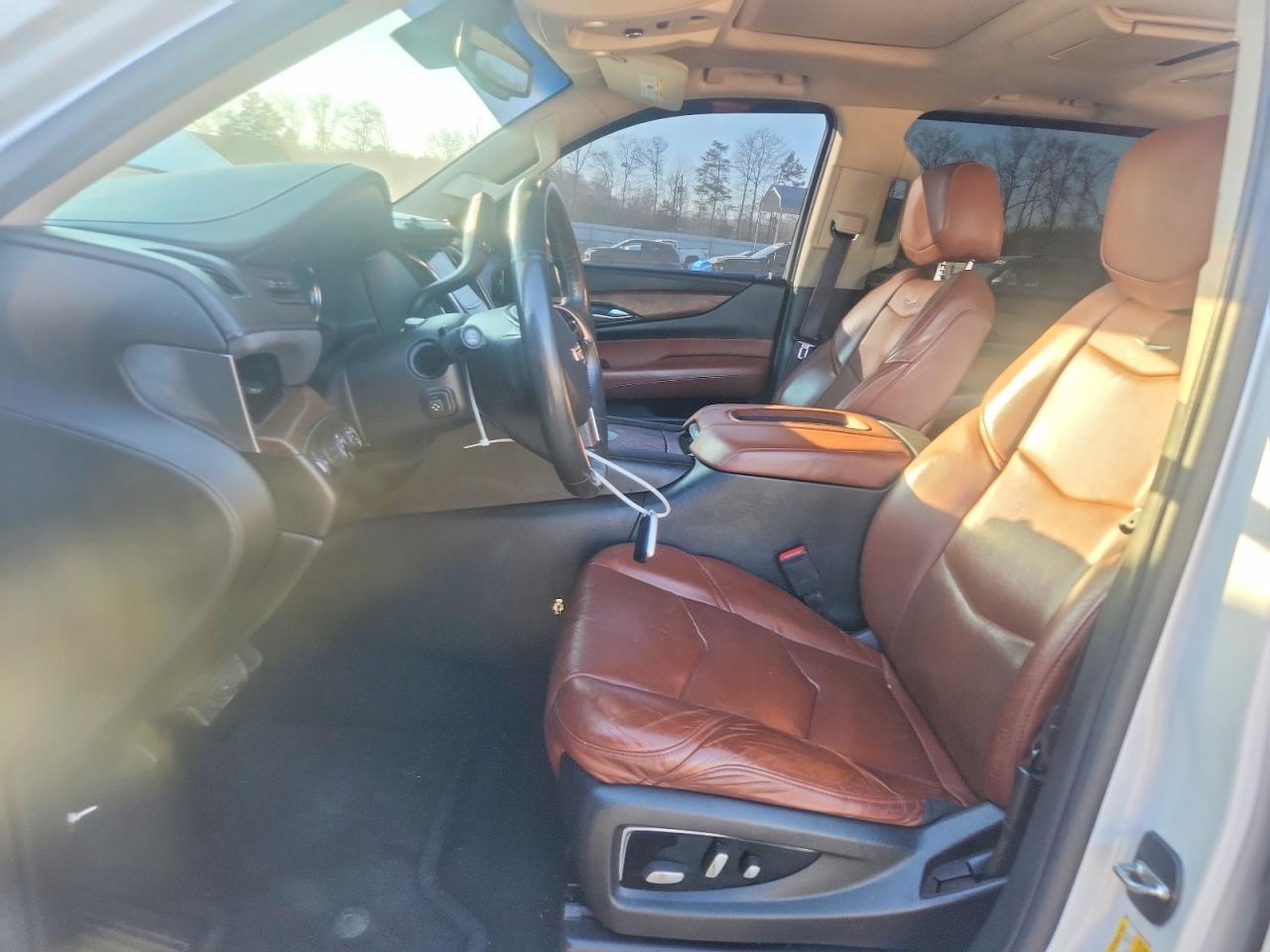 2016 CADILLAC ESCALADE