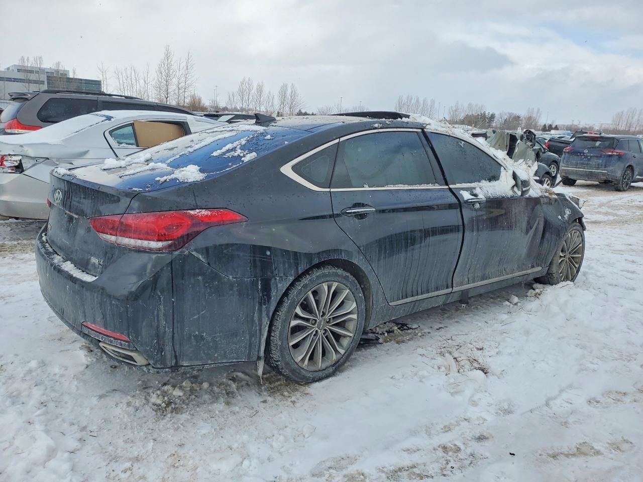 2015 HYUNDAI GENESIS