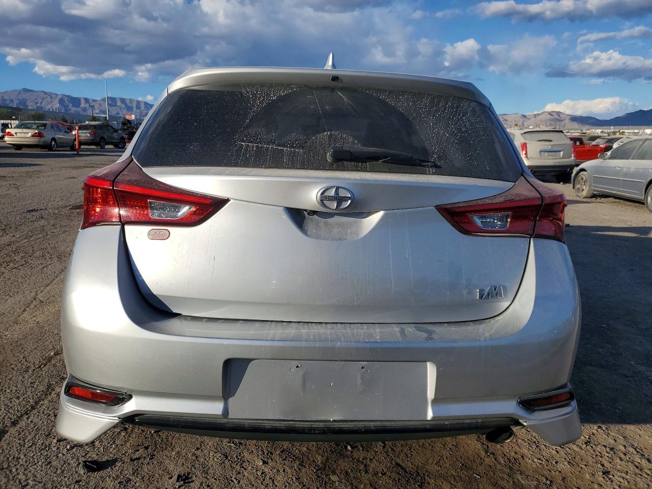 2016 TOYOTA SCION