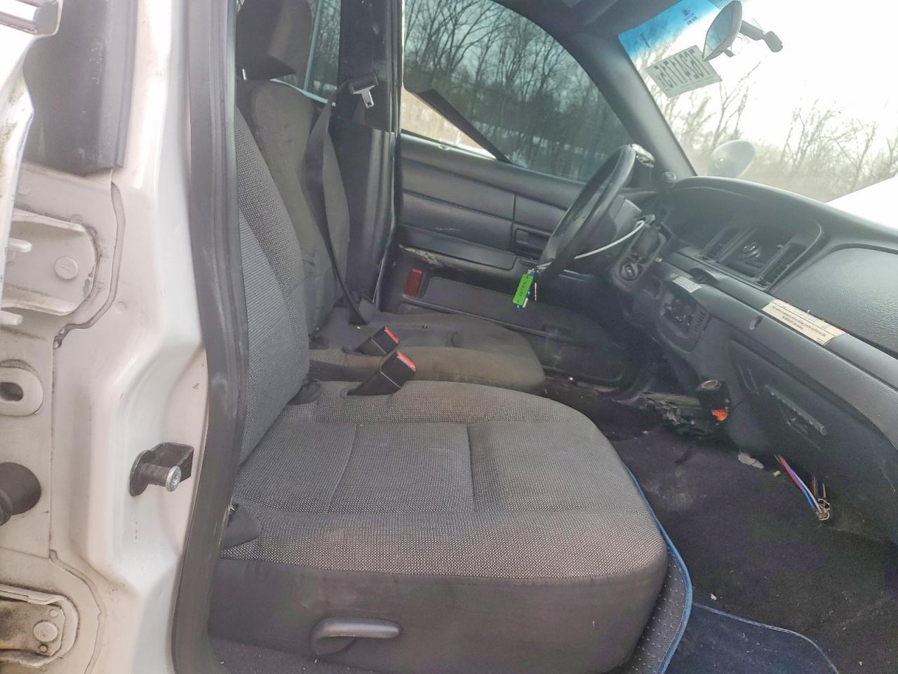 2008 FORD Crown Victoria