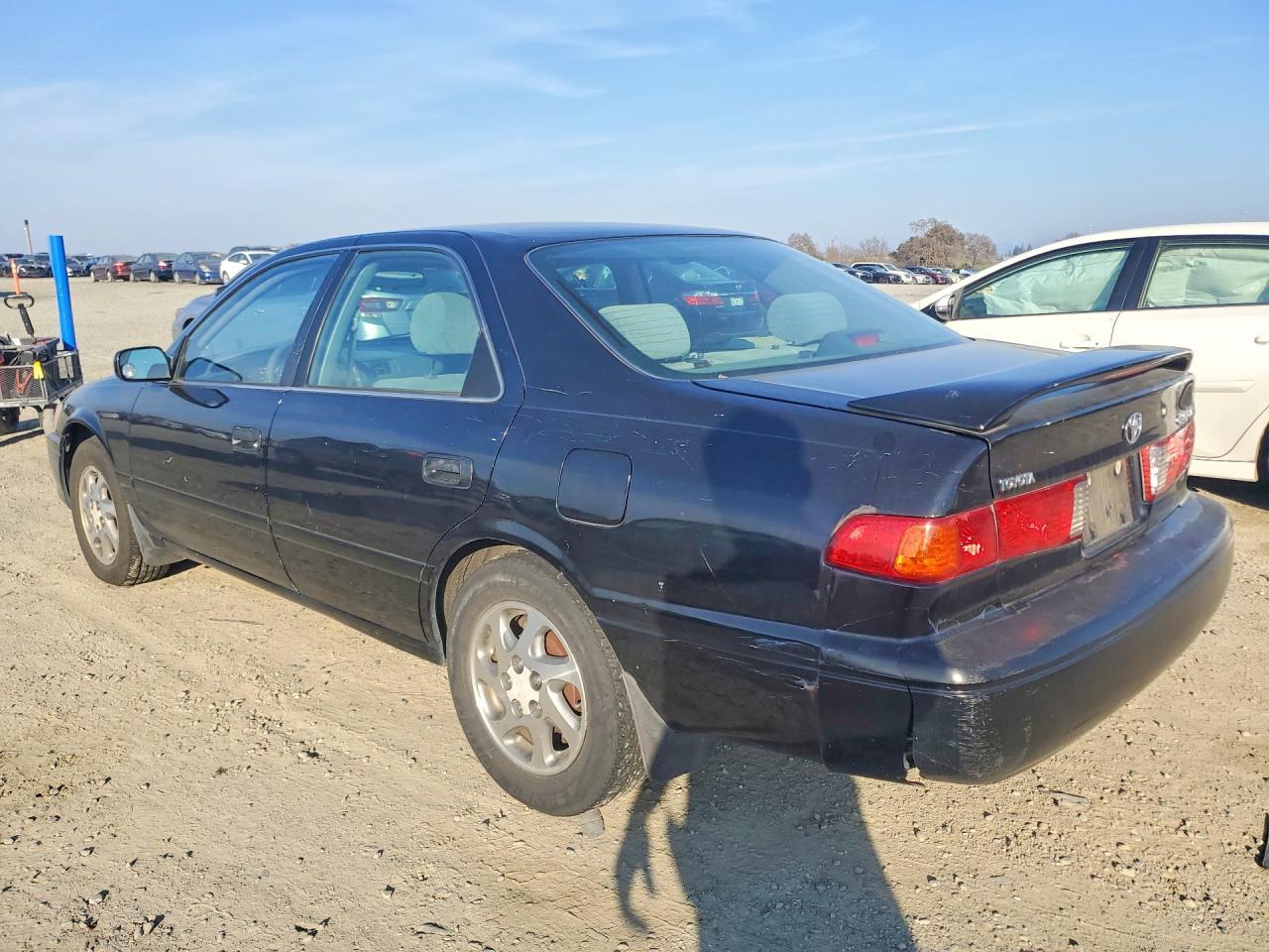 2001 TOYOTA CAMRY