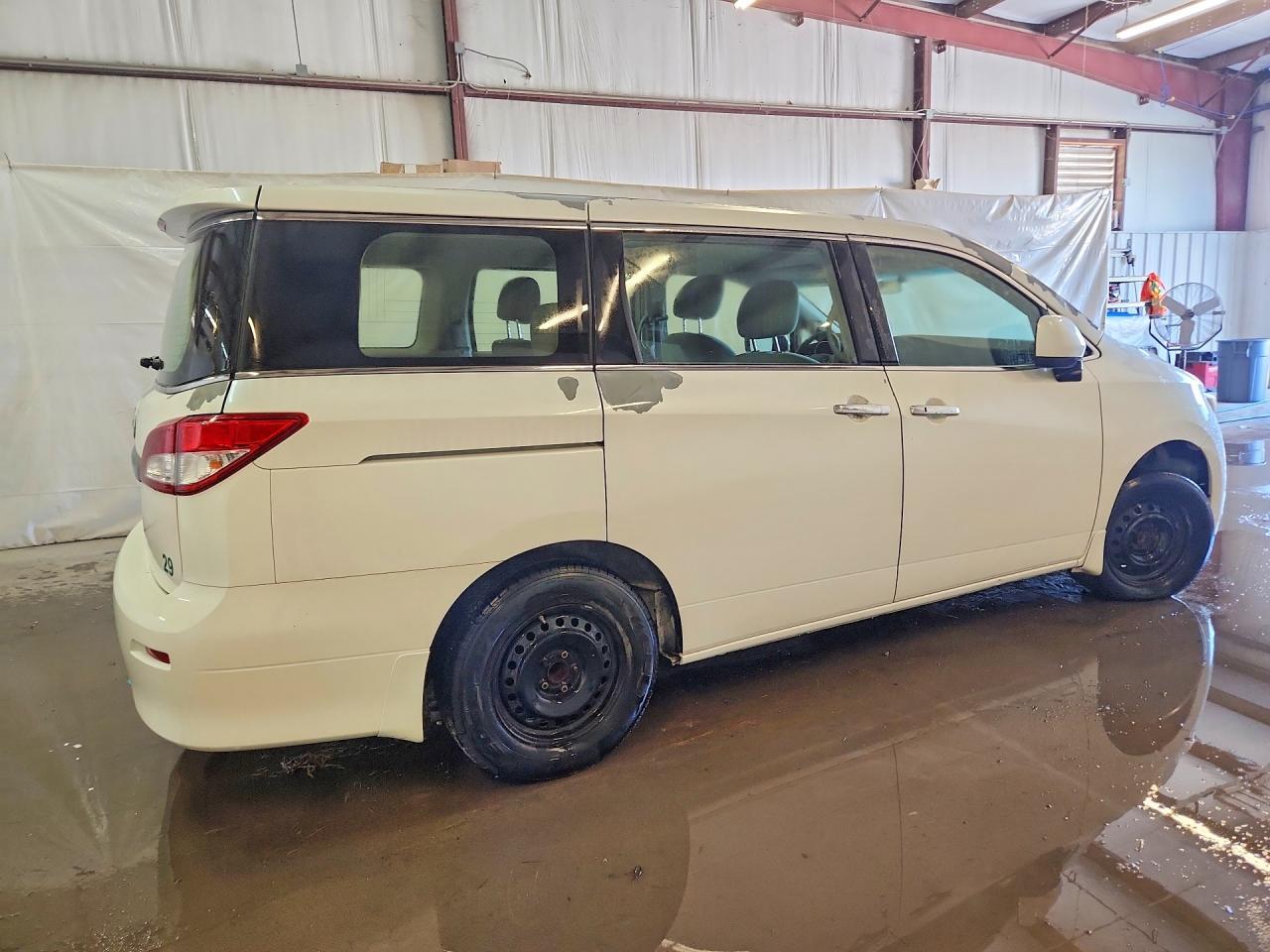 2015 NISSAN Quest