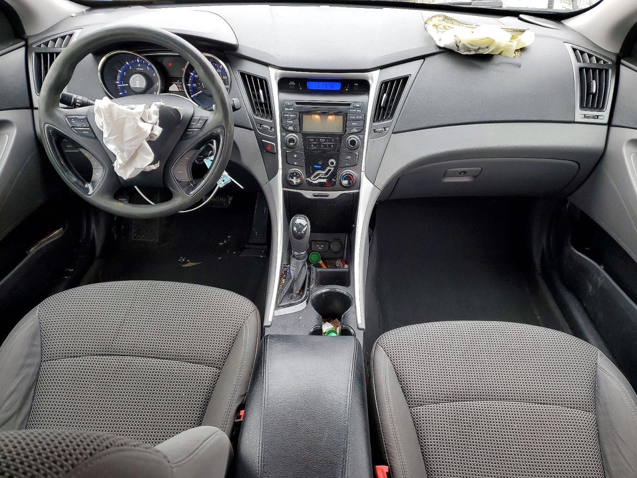 2012 HYUNDAI SONATA