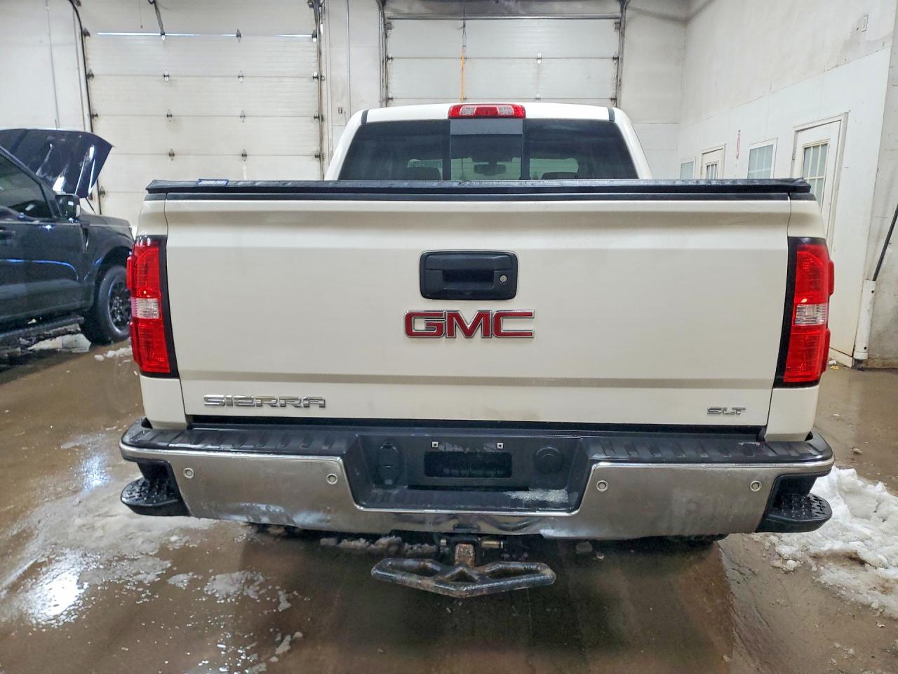 2015 GMC Sierra