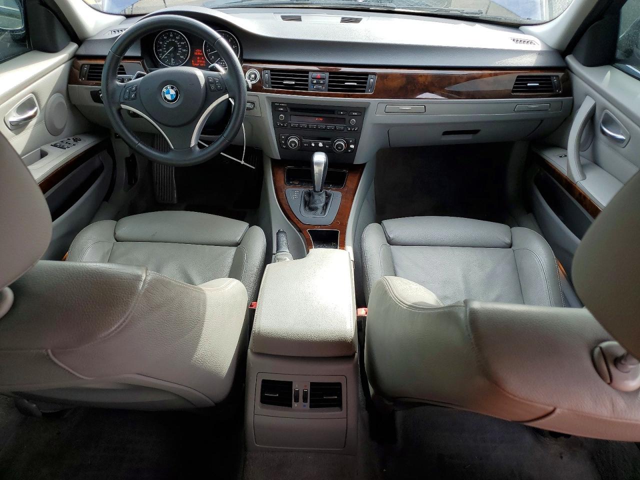 2011 BMW 3 SERIES