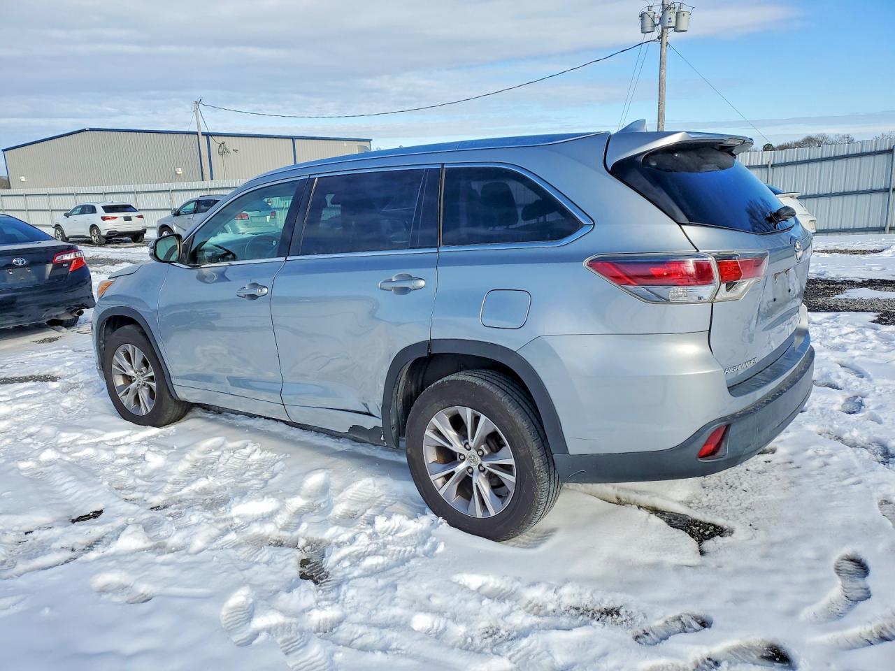 2015 TOYOTA HIGHLANDER