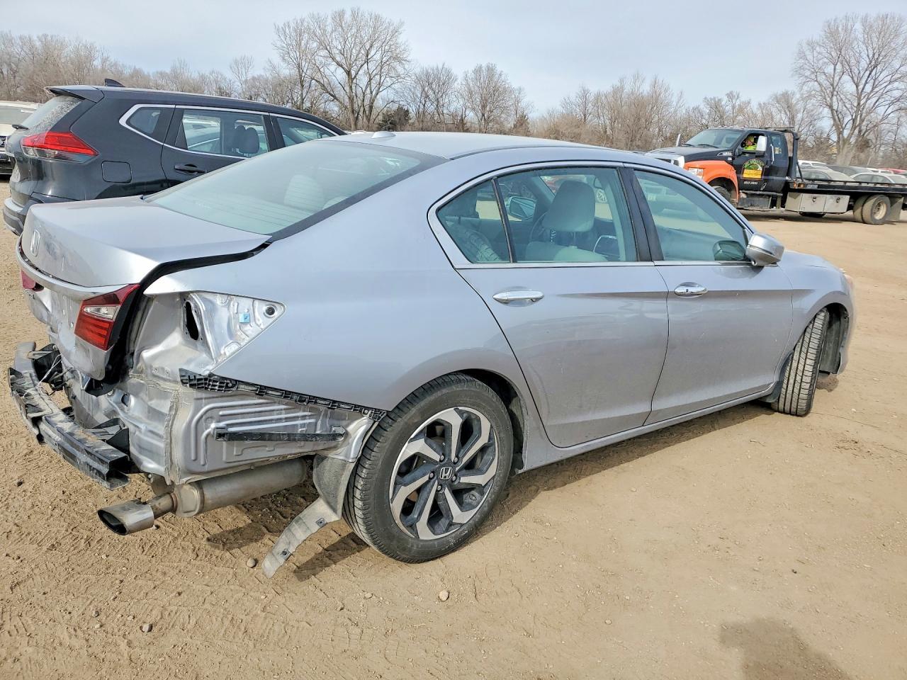 2016 HONDA ACCORD