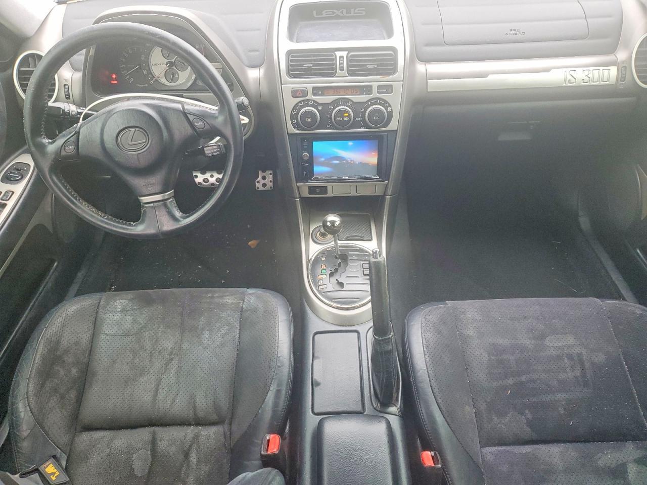 2001 LEXUS IS 300