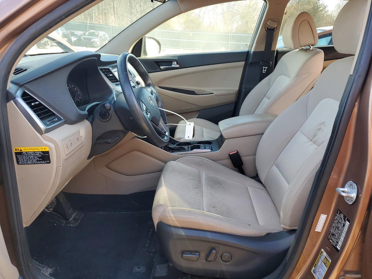 2016 HYUNDAI TUCSON