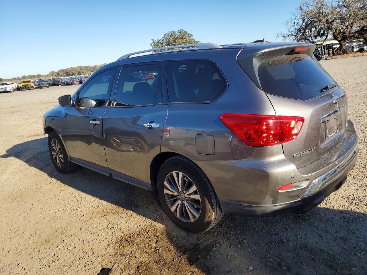 2018 NISSAN PATHFINDER