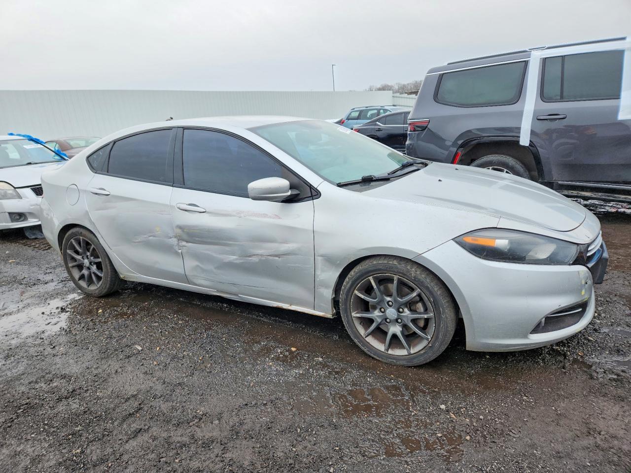 2013 DODGE Dart