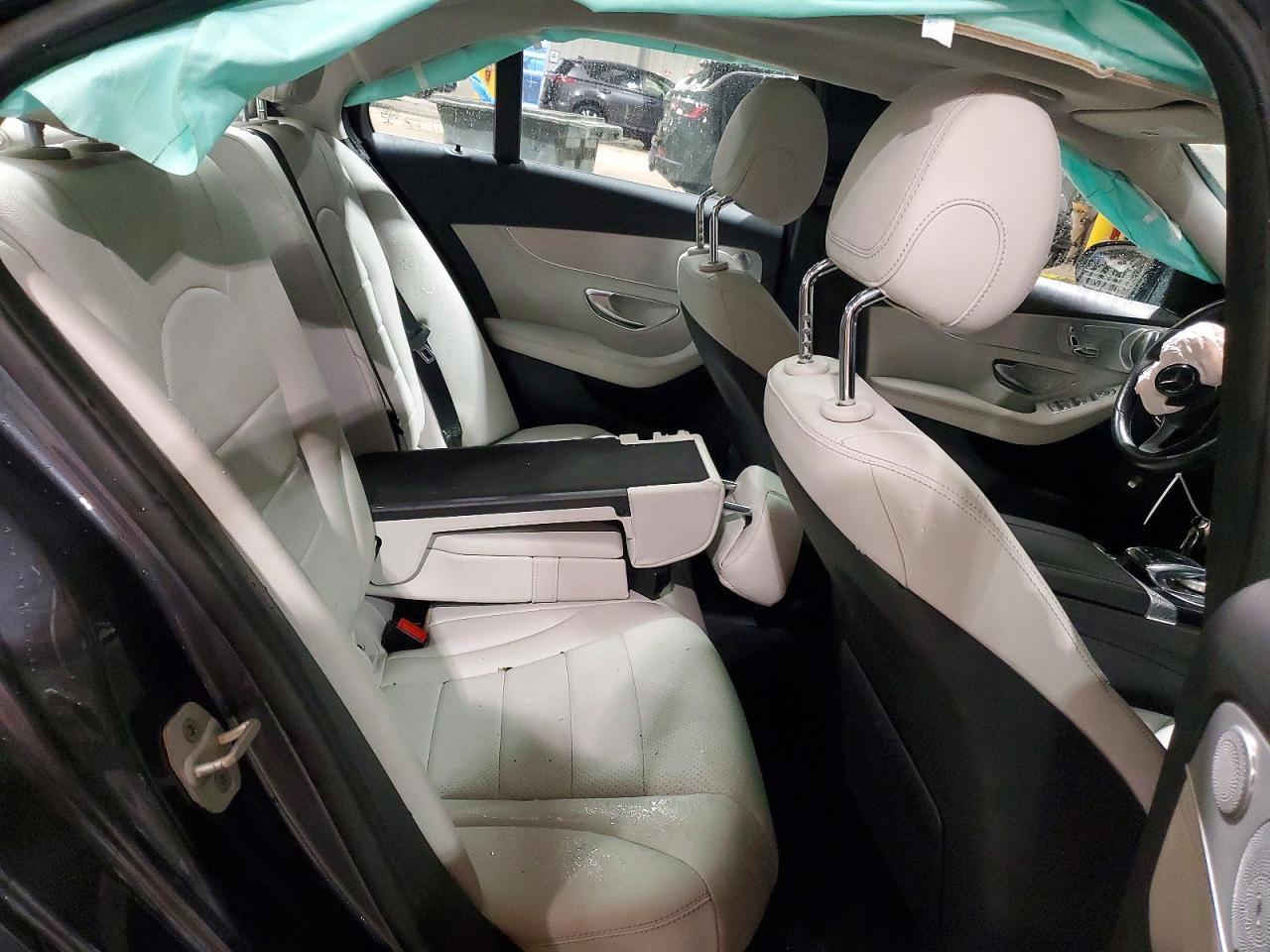 2016 MERCEDES-BENZ C-CLASS