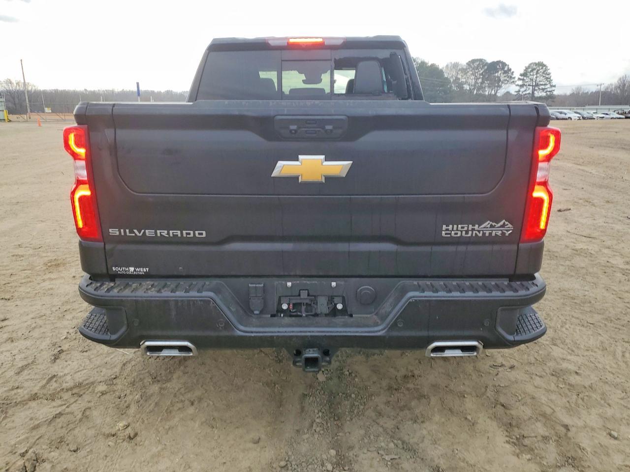 2025 CHEVROLET Silverado