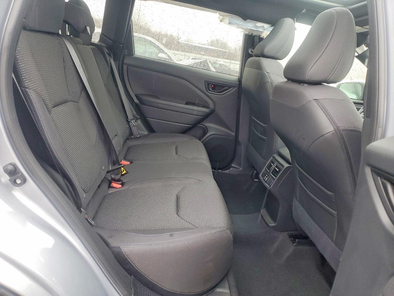 2025 SUBARU FORESTER