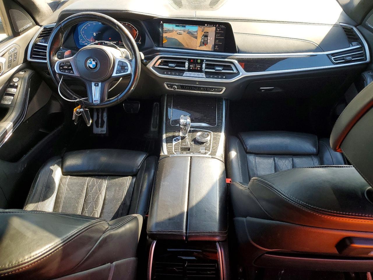 2021 BMW X7