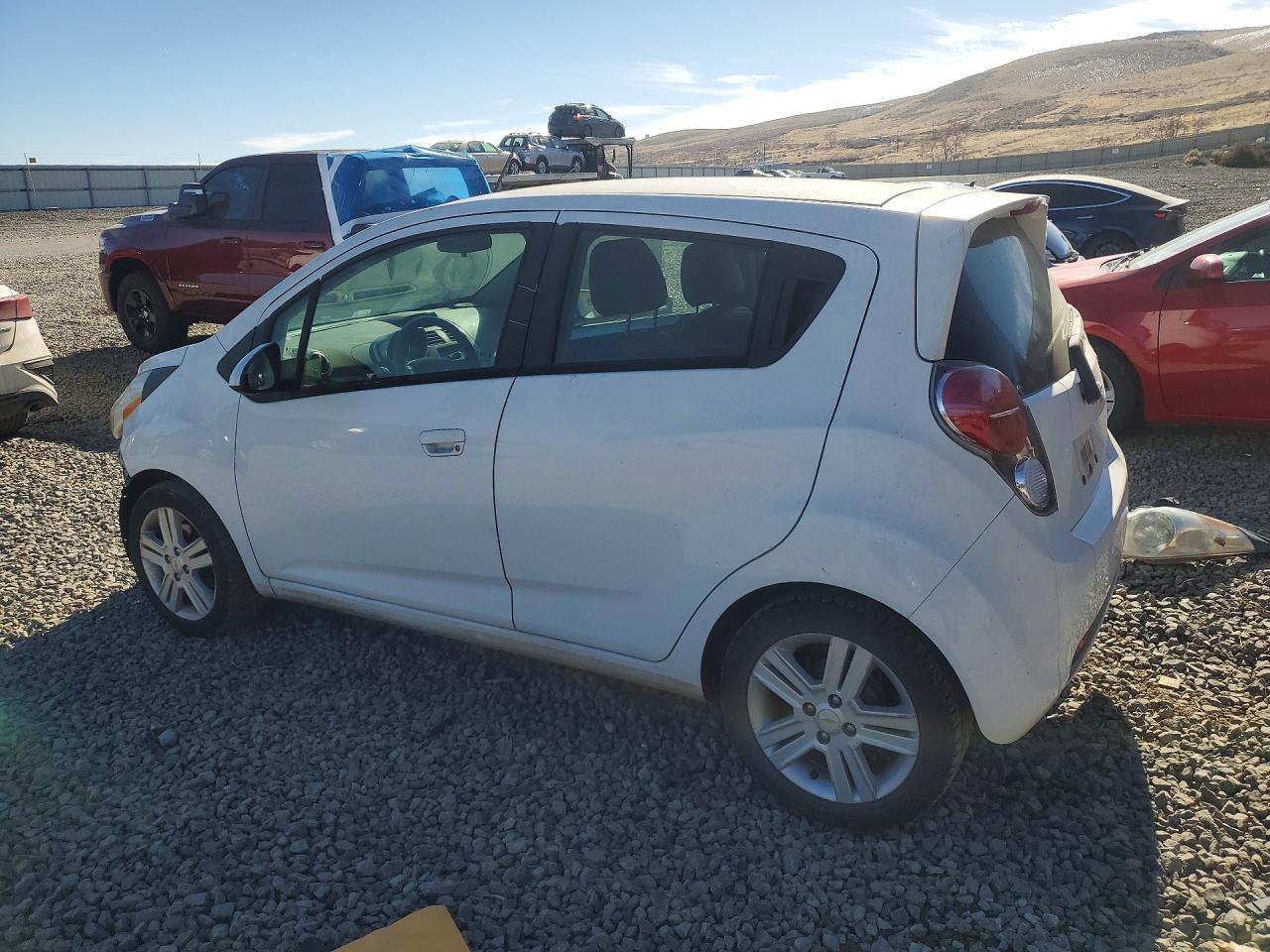 2013 CHEVROLET Spark