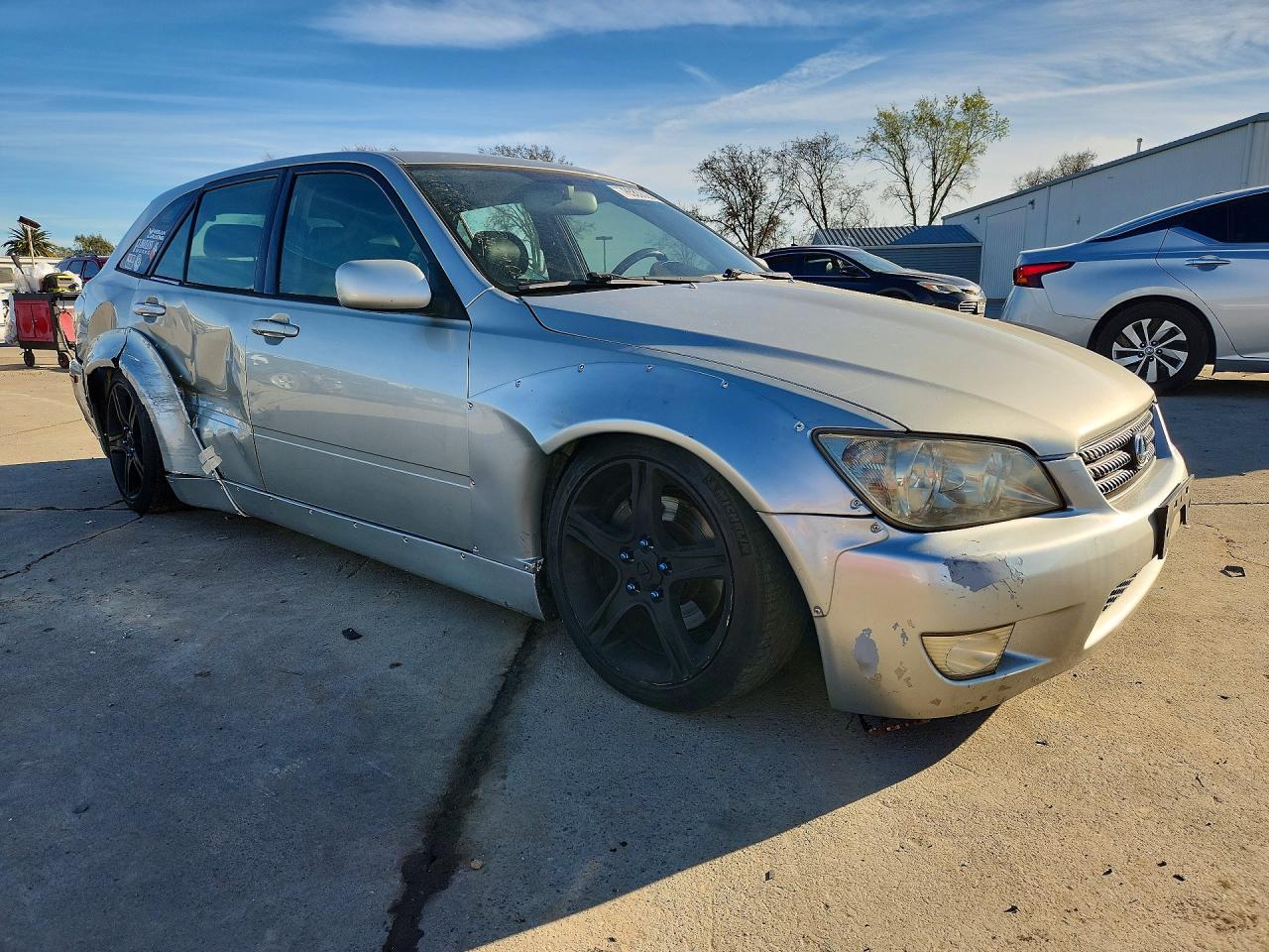 2002 LEXUS IS 300