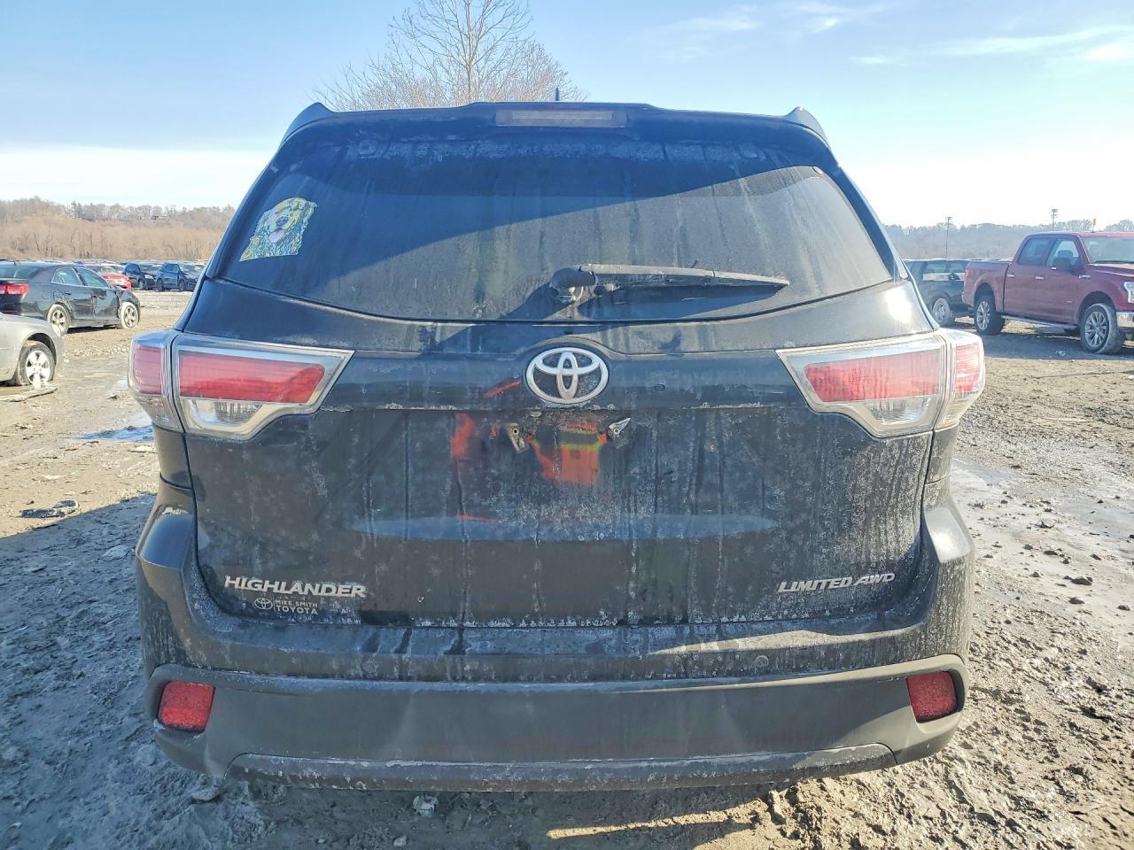 2016 TOYOTA HIGHLANDER