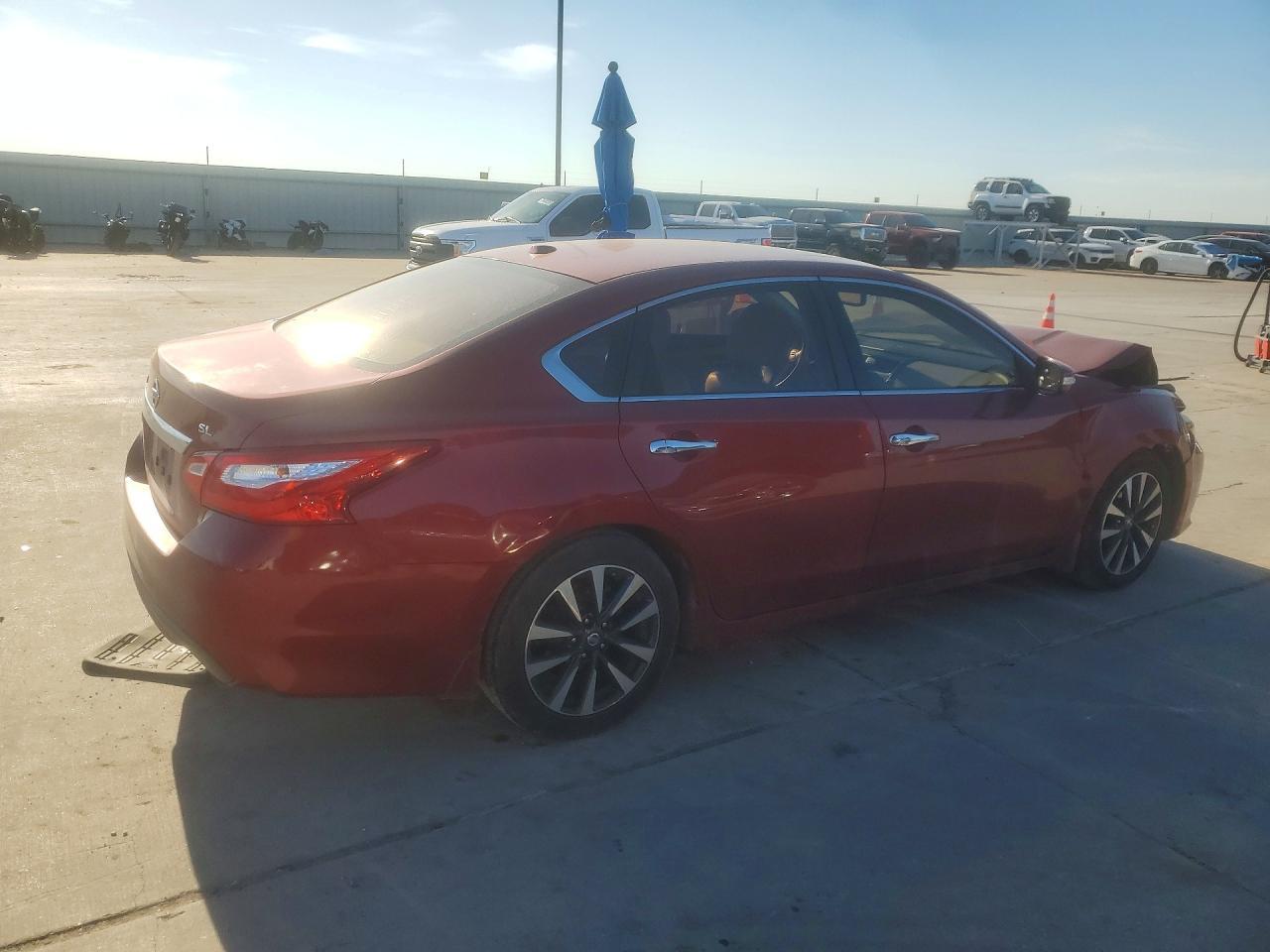 2016 NISSAN ALTIMA