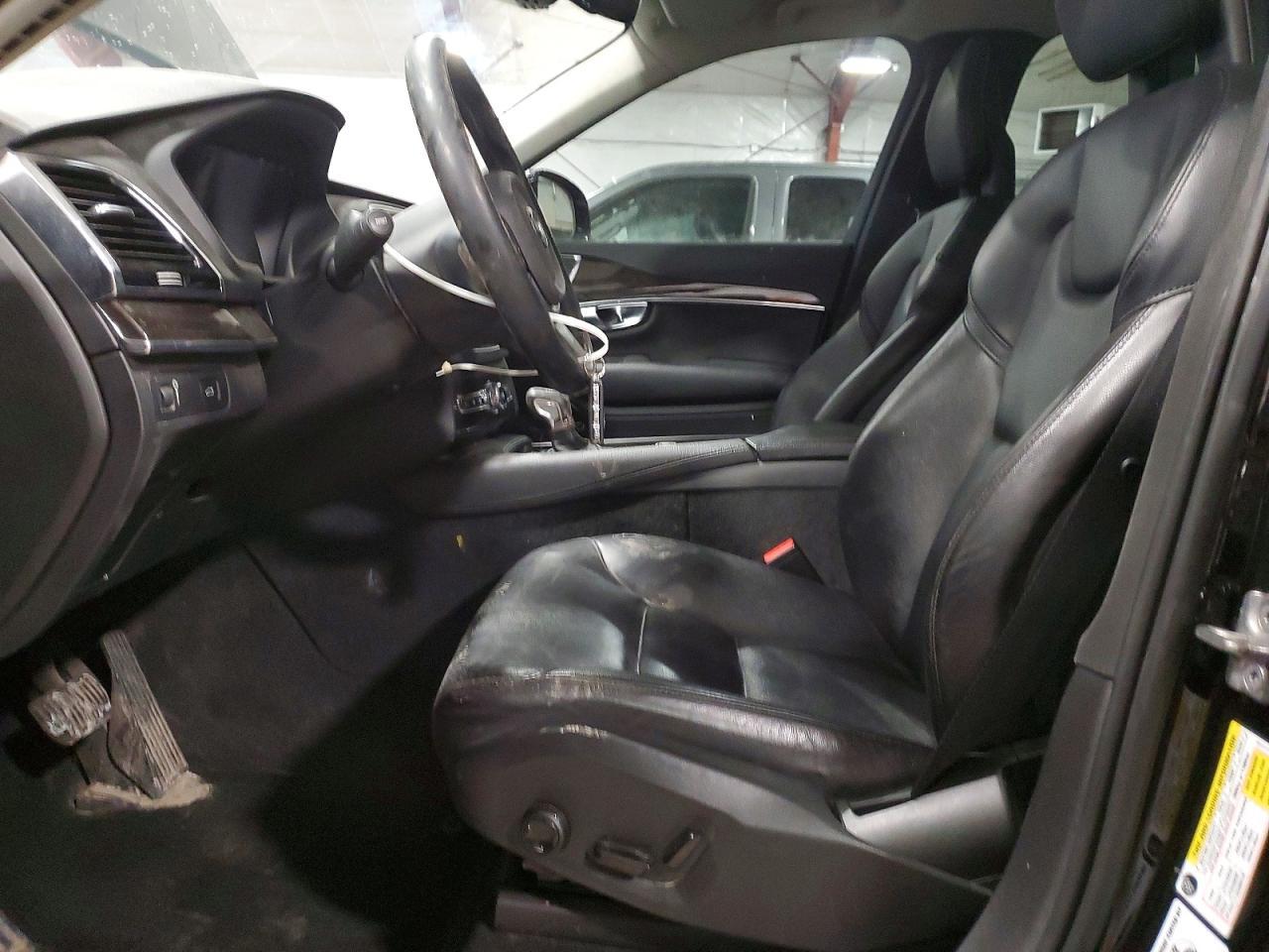 2018 VOLVO XC90