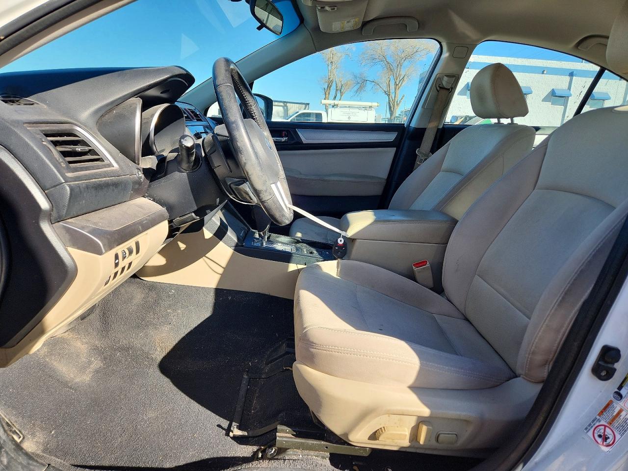 2017 SUBARU Legacy