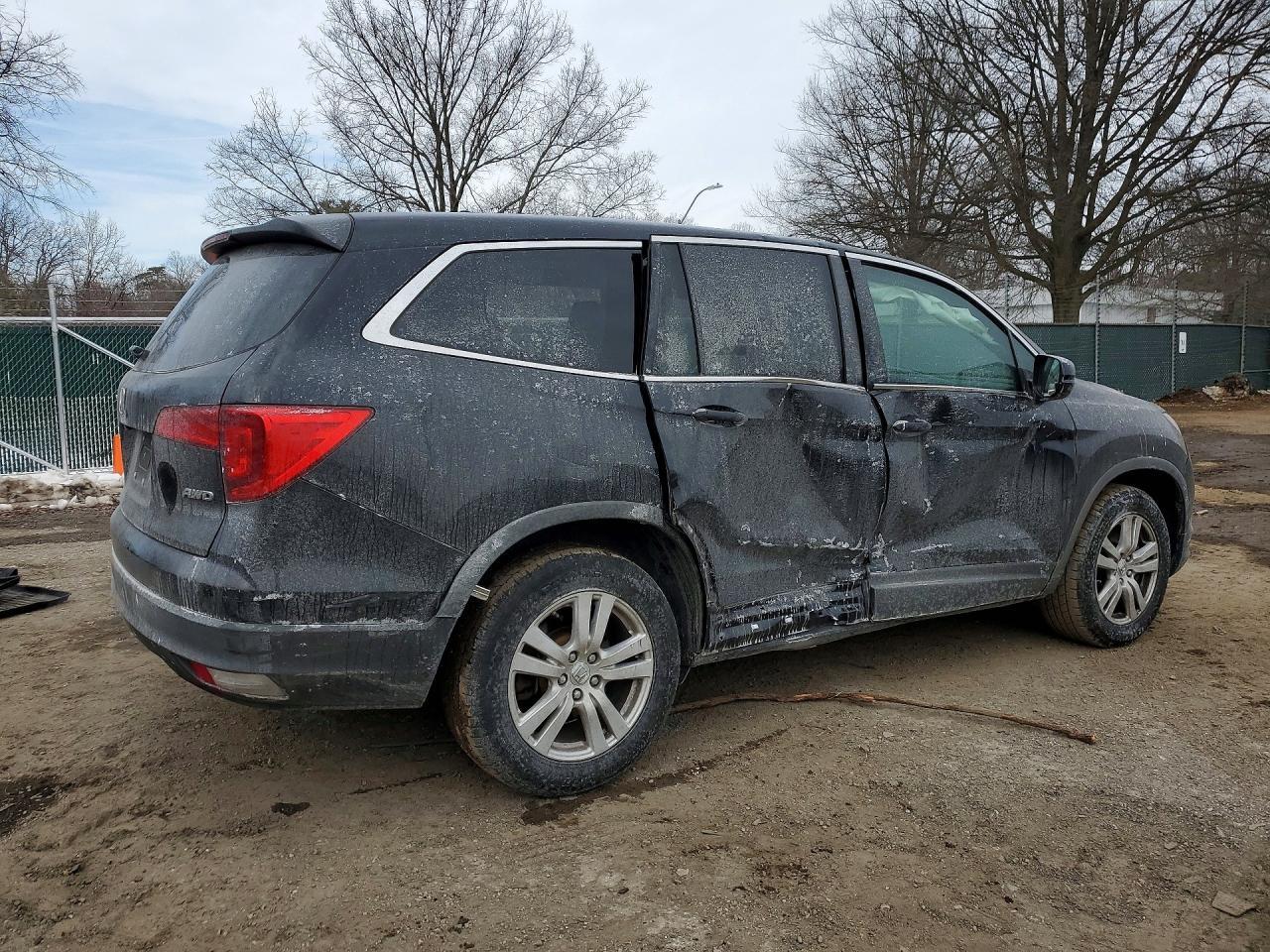 2017 HONDA PILOT