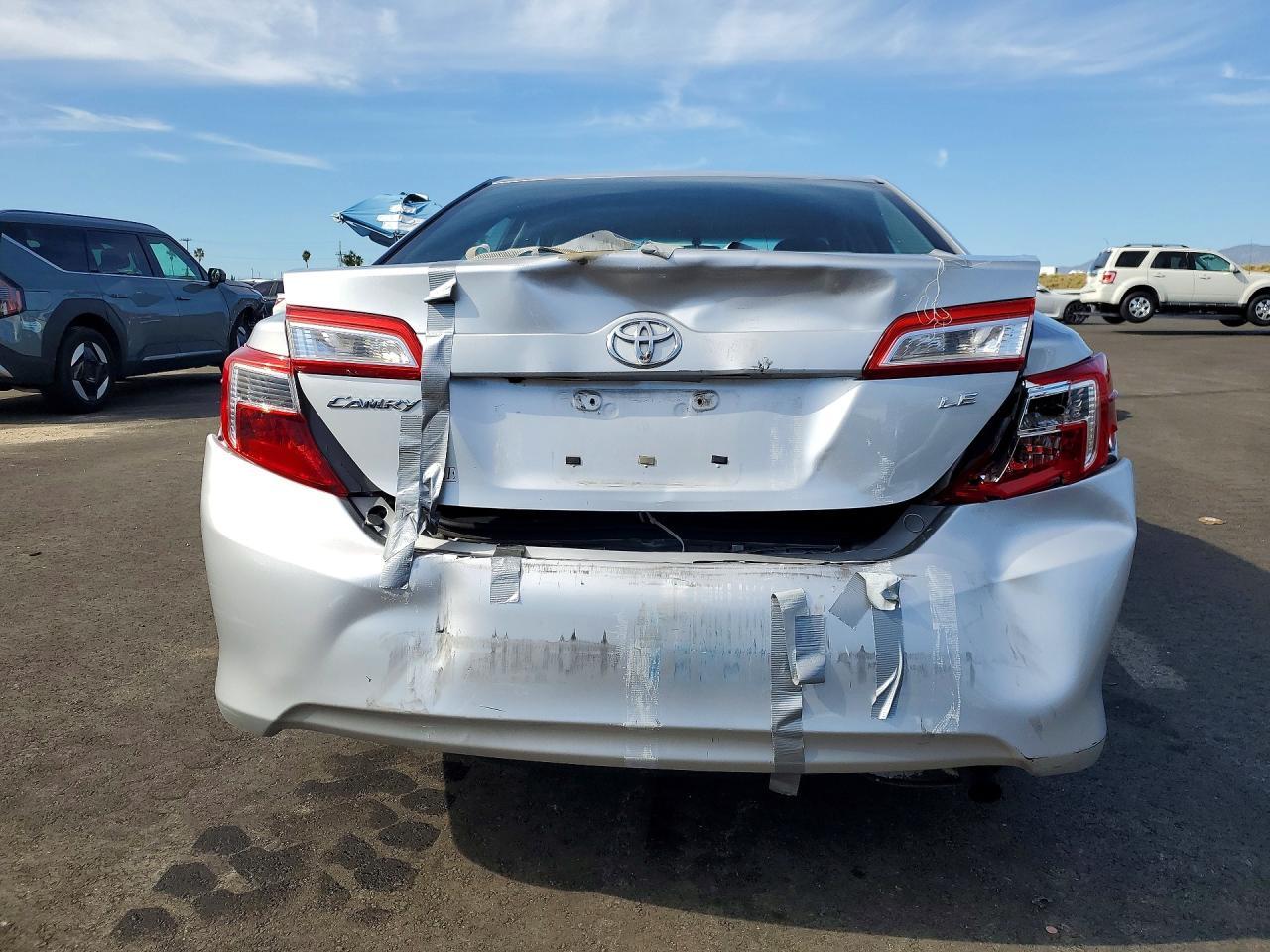 2014 TOYOTA CAMRY