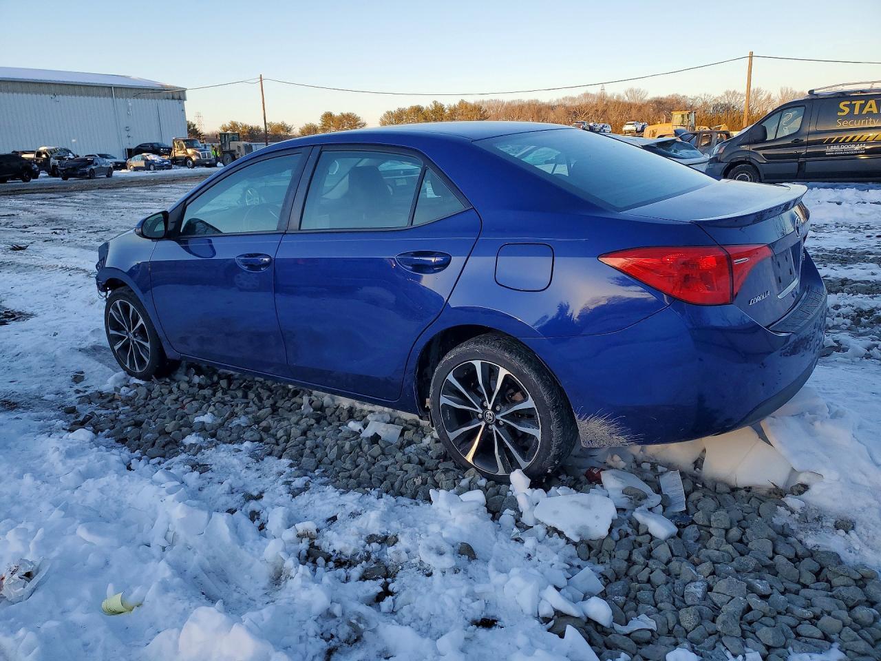 2018 TOYOTA COROLLA