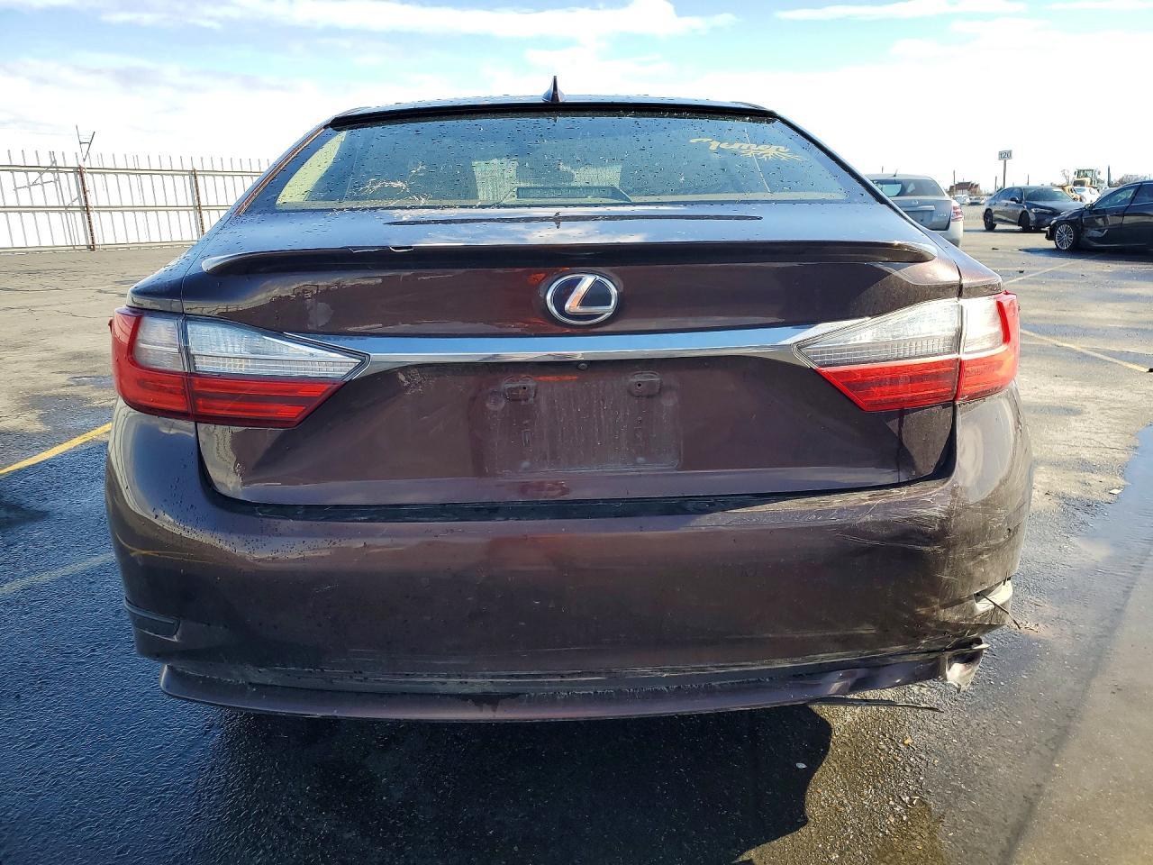 2016 LEXUS ES 300H