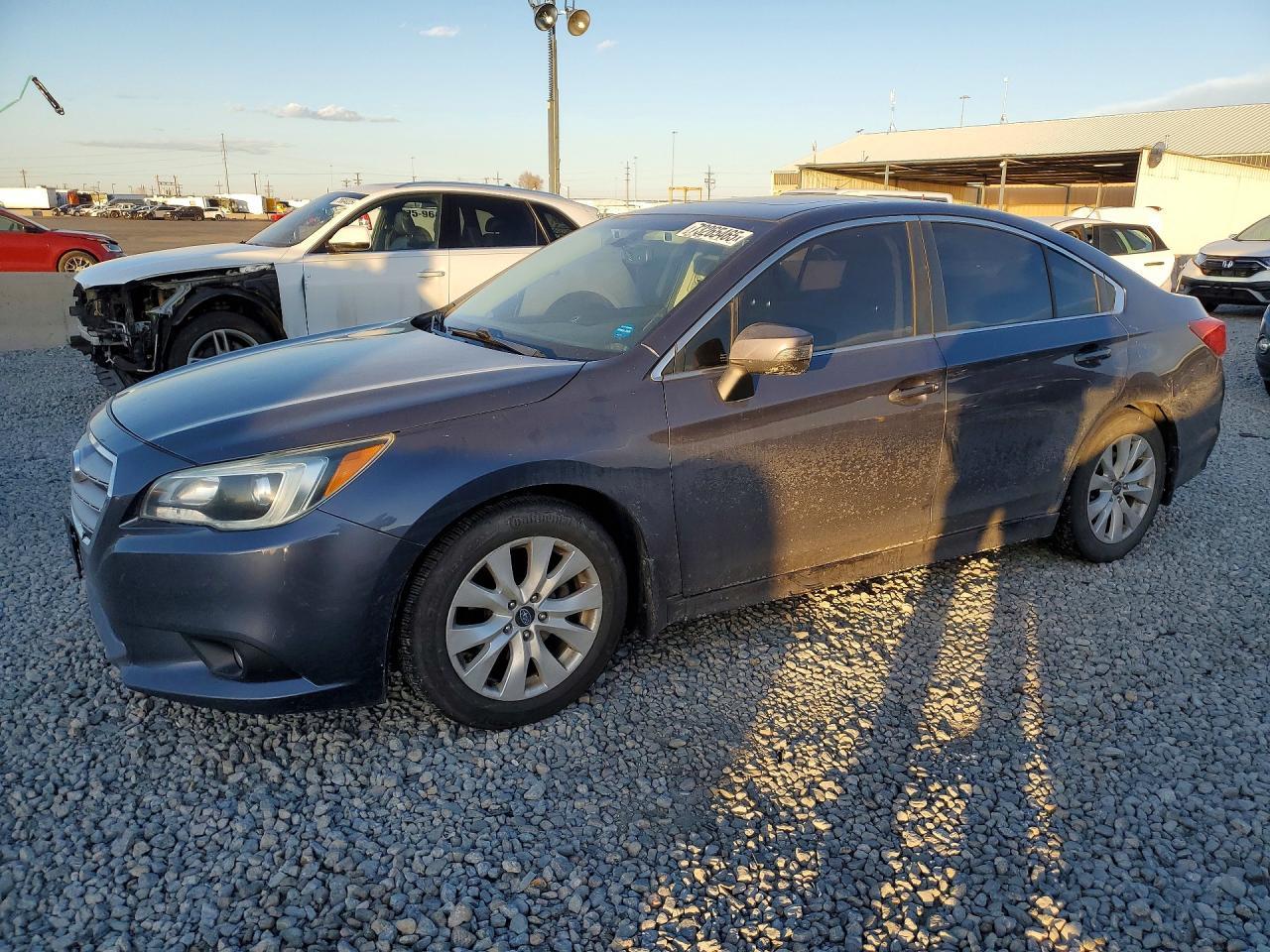 2016 SUBARU Legacy
