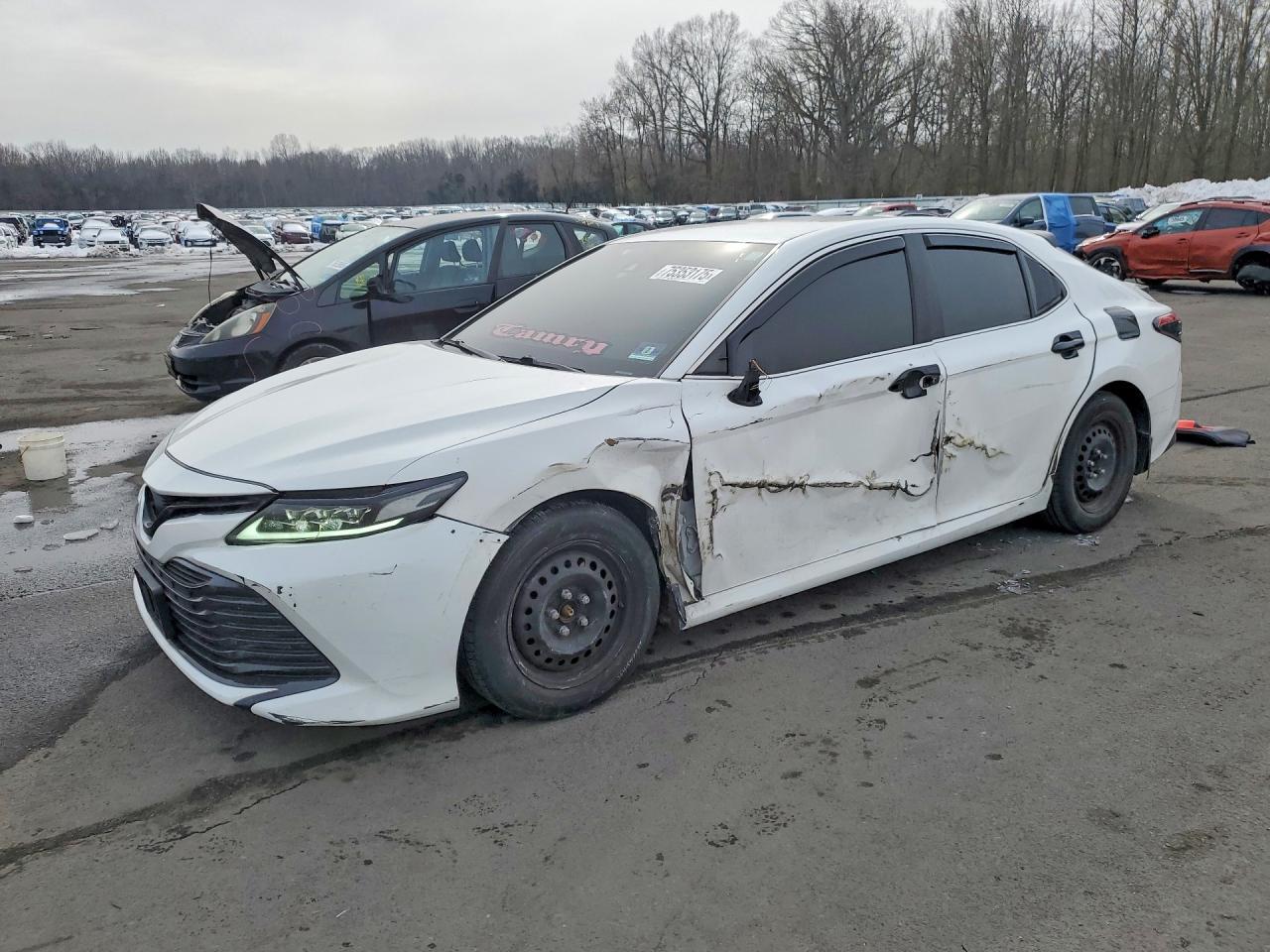 2019 TOYOTA CAMRY